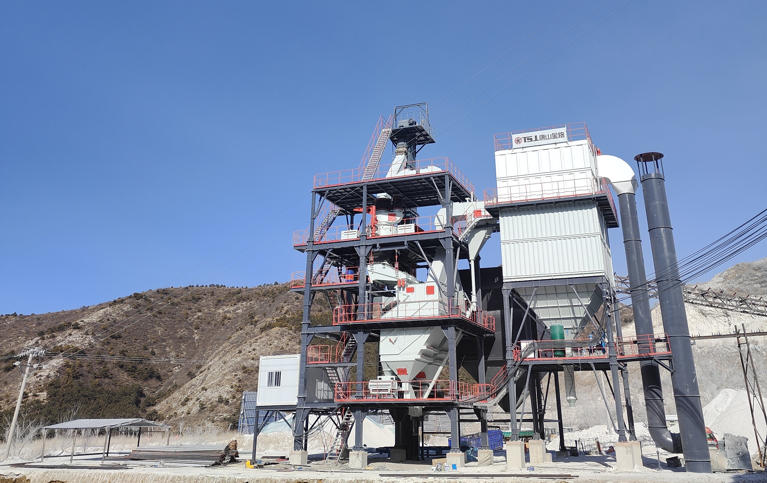 告別粉塵噪音！制砂樓如何改寫砂石行業(yè)環(huán)保格局？